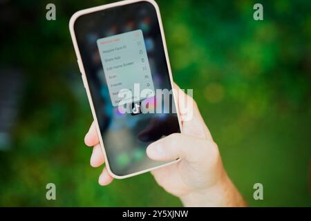 Warschau, Polen. September 2024. Die TikTok Video Streaming App ist auf diesem Foto in Warschau, Polen, am 23. September 2024 zu sehen. (Foto: Jaap Arriens/SIPA USA) Credit: SIPA USA/Alamy Live News Stockfoto