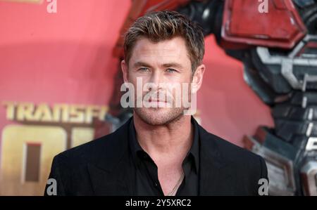 Chris Hemsworth nimmt an der europäischen Premiere von „Transformers One“ auf dem Cineworld Leicester Square in London Teil. Stockfoto