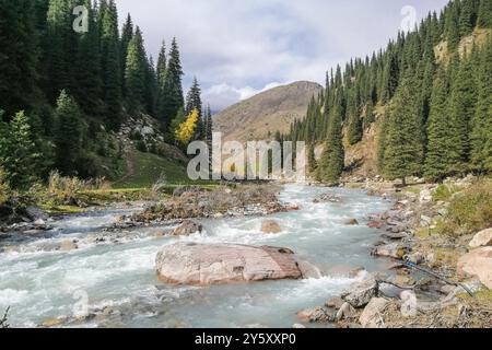 Kirgisistan, Kirchyn-Tal, Landschaft Stockfoto