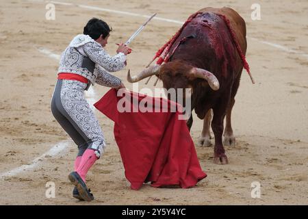 Madrid, Spanien. September 2024. Stierkämpfer Isaac Fonseca während des Stierkampfes von Corrida de Toros auf der Plaza de las Ventas in Madrid, 22. September 2024 Spanien Credit: SIPA USA/Alamy Live News Stockfoto