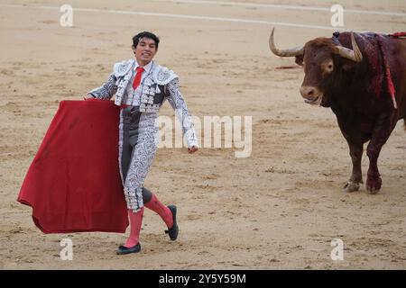 Madrid, Spanien. September 2024. Stierkämpfer Isaac Fonseca während des Stierkampfes von Corrida de Toros auf der Plaza de las Ventas in Madrid, 22. September 2024 Spanien Credit: SIPA USA/Alamy Live News Stockfoto