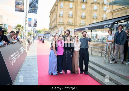 September 2024, Donostia / San Sebastian, Euskadi, Spanien: Clara Segura, Enric Auquer, Macarena Garcia, Maria Rodriguez Soto besuchte Mugaritz. Sin Papa ni postre' Red Carpet beim 72. San Sebastian International Film Festival im Victoria Eugenia Theatre am 23. September 2024 in Donostia/San Sebastian, Spanien (Bild: © Jack Abuin/ZUMA Press Wire) NUR ZUR REDAKTIONELLEN VERWENDUNG! Nicht für kommerzielle ZWECKE! Stockfoto