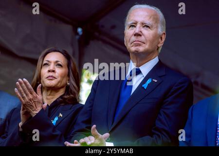 NEW YORK, USA - 11. September 2024 - US-Präsident Joe Biden und Vizepräsidentin Kamala Harris nehmen an einer Gedenkfeier zum 23. Jahrestag von Teil Stockfoto