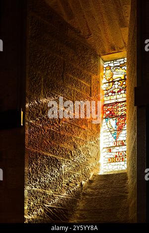 Rund um Schottland - Buntglasfenster i The National Wallace Monument, Sterling Stockfoto