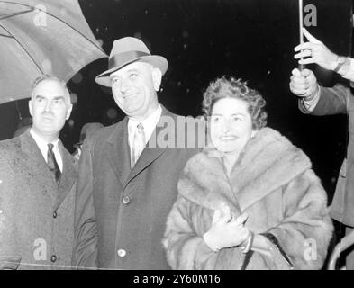 JOHNSON L EHEFRAU / 25. NOVEMBER 1960 Stockfoto