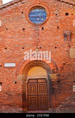 Historisches mittelalterliches Dorf Turrita di Siena, Toskana Italien Stockfoto