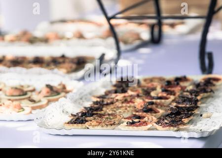 Wein der Ehre, Amuse Bouche für eine Hochzeit, schöne Präsentation und köstlich Stockfoto