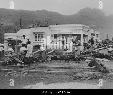 CYCLONE CAROLE CYCLONE DAMAGES PORT LOUIS 11 MÄRZ 1960 Stockfoto