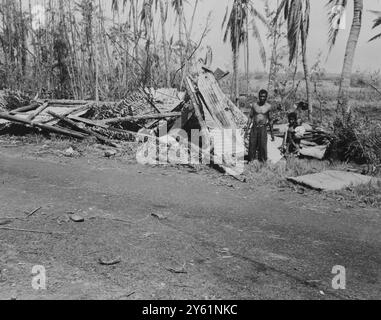 CYCLONE CAROLE CYCLONE DAMAGES PORT LOUIS 11 MÄRZ 1960 Stockfoto