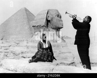 LOUIS ARMSTRONG IN ÄGYPTEN / 28. JANUAR 1961 Stockfoto