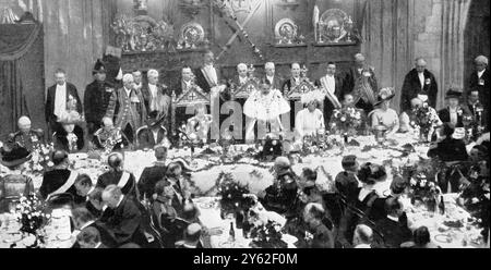 Dänemark in London zum dritten Mal innerhalb von zwanzig Jahren. König und Königin von Dänemark beim Mittagessen in der Gildenhalle. Die Szene, als der Bürgermeister sprach. 16. Mai 1914 Stockfoto