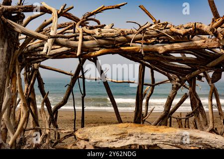 Driftwood Beach Shack am Moonstone Beach in Cambria, Kalifornien. Stockfoto