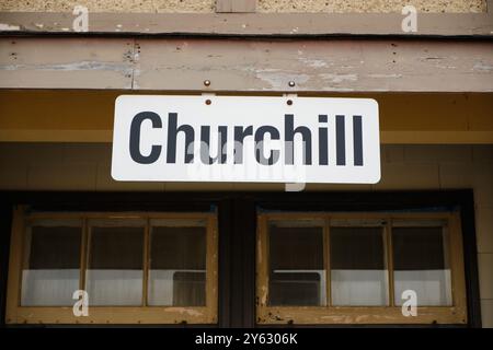 Schild Via Rail Churchill, Bahnhof Manitoba, September 2024. Stockfoto