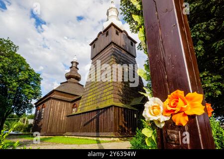 Kirche St. Michael Erzengel, Brunary, 17. Jahrhundert, Weltkulturerbe, Karpaten, Polen, Europa. Stockfoto