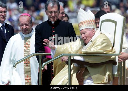 Madrid, 04.05.2003. Die Heiligsprechung unter dem Vorsitz seiner Heiligkeit Papst Johannes Paul II. Fand auf der Plaza de Colón statt. Foto: Ángel de Antonio. Quelle: Album / Archivo ABC / Ángel de Antonio Stockfoto