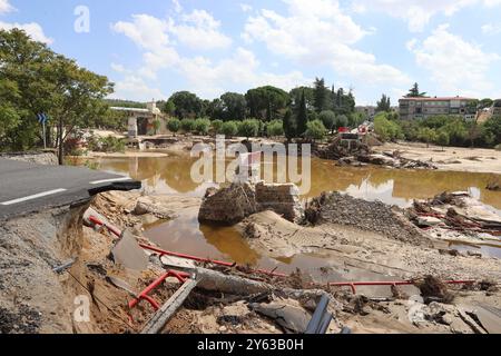 Aldea del Fresno (Gemeinde Madrid), 09.08.2023. Ort, an dem sich eine der Brücken an die Stadt befand, die Chapinería mit Aldea del Fresno über den Fluss Alberche verband und vor einer Woche vom DANA zerstört wurde. Foto: Jaime García. ARCHDC. Quelle: Album / Archivo ABC / Jaime García Stockfoto