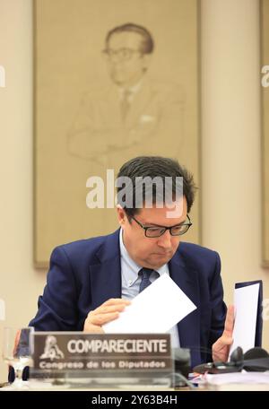 Madrid, 09.04.2024. Abgeordnetenkongress. Gemischter Ausschuss für nationale Sicherheit. Erscheinen des Direktors des Kabinetts der Präsidentschaft der Regierung, Óscar López. Foto: Jaime García. ARCHDC. Quelle: Album / Archivo ABC / Jaime García Stockfoto