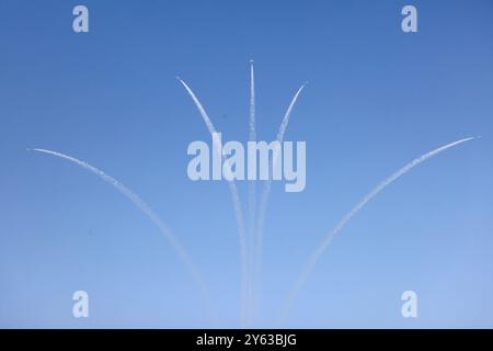 Riad, Saudi-Arabien. September 2024. Anlässlich des Nationalfeiertags in Saudi-Arabien findet am 23. September 2024 in Riad, Saudi-Arabien, eine Flugshow statt. Quelle: Wang Haizhou/Xinhua/Alamy Live News Stockfoto