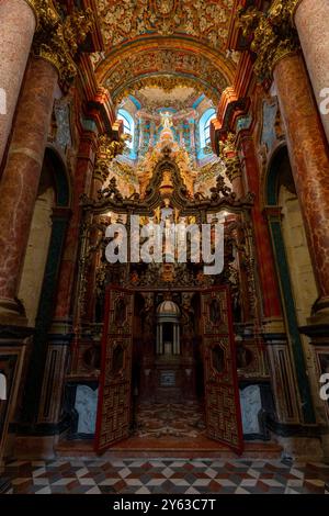 Rascafría (Madrid), 11.08.2023. Bericht über das Königliche Kloster Santa María de El Paular der Benediktinermönche. Kapelle des Tabernakels (oder transparent). Foto: Ignacio Gil. ARCHDC. Quelle: Album / Archivo ABC / Ignacio Gil Stockfoto