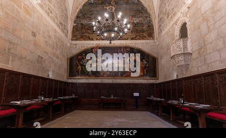 Rascafría (Madrid), 11.08.2023. Bericht über das Königliche Kloster Santa María de El Paular der Benediktinermönche. Refektorium des Klosters. Foto: Ignacio Gil. ARCHDC. Quelle: Album / Archivo ABC / Ignacio Gil Stockfoto