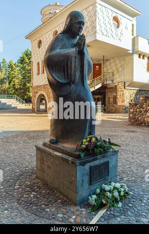 Statue der Heiligen Mutter Teresa. Skopje, Nordmazedonien Stockfoto