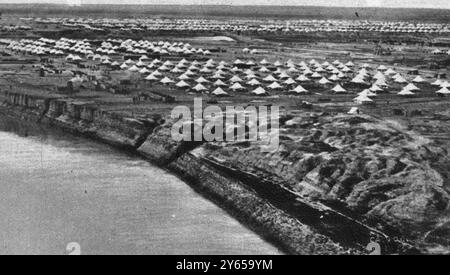 Zelte für 50 000 syrische und armenische Flüchtlinge : Ba'qubah Camp , in der Nähe von Bagdad , Irak , organisiert von den Briten . 7. Juni 1919 Stockfoto