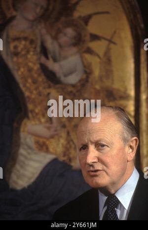 Peter Wilson Porträt, der Vorsitzende von Sotheby's The London Auction House. London England um die 1985 1980er Jahre Großbritannien HOMER SYKES Stockfoto