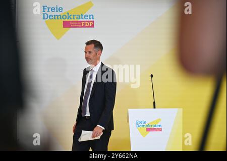 Berlin, Deutschland. September 2024. Christian Dürr, Fraktionsvorsitzender der FDP, gibt eine Erklärung im Berliner Reichstag ab. Quelle: Anna Ross/dpa/Alamy Live News Stockfoto