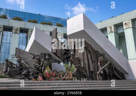 Ein markantes Denkmal in Warschau erinnert an die Tapferkeit derer, die während des Aufstands in Polen kämpften Stockfoto