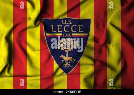 Pringsewu, Lampung 24. September 2024; Selective Focus Flag Logo Textur von Lecce Hintergrund. Italienische Fußballvereinsflagge der Serie A. 3D-Abbildung Stockfoto