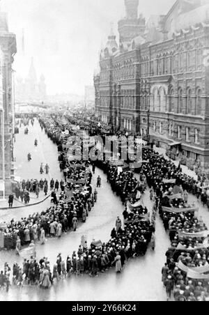 15. Jahrestag der Gründung des sowjetischen Regimes - Woroschilow, Stalin, Molotow, Kalinin November 1932 Stockfoto