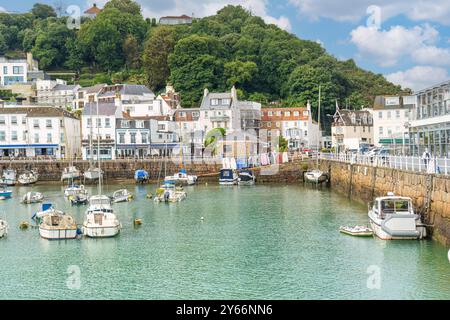 Der Hafen von St Aubin auf der Insel Jersey, einer der Kanalinseln Stockfoto