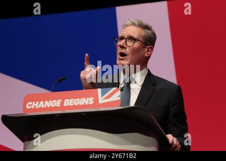 Liverpool, Großbritannien. September 2024. Der britische Premierminister Keir Starmer hält seine Rede auf der Labour Party Conference 2024 in Liverpool am Dienstag, den 24. September 2024. Foto: Hugo Philpott/UPI Credit: UPI/Alamy Live News Stockfoto