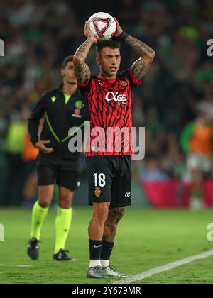 Antonio Sanchez von RCD Mallorca spielte während des La Liga EA Sports Matches zwischen Real Betis und RCD Mallorca am 23. September 2024 im Benito Villamarin Stadion in Sevilla. (Foto: Antonio Pozo / PRESSINPHOTO) Stockfoto