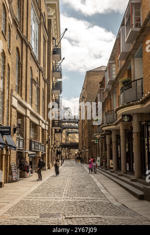 Lagerhäuser auf der Shad Thames, London, England, Großbritannien Stockfoto