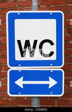 WC-Straßenschild in Dänemark Stockfoto
