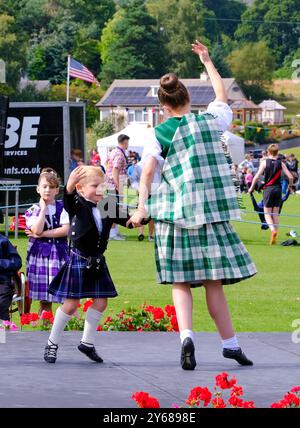 Highland Dancing im Glenurquhart Highland Gathering and Games, Drumnadrochit Stockfoto