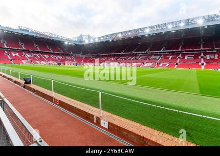 Manchester, Großbritannien. September 2024. MANCHESTER, Stadium Old Trafford, 24.09.2024, Saison 2024/2025, UEFA/FIFA internationaal während des Trainings FC Twente Übersicht Stadion Credit: Pro Shots/Alamy Live News Stockfoto