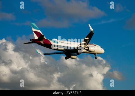 Eurowings, Flugzeug Flugzeug Flugzeug Flugzeug Jetliner Passagierflugzeug Airbus A320 Low-Cost Carrier No-Schnickschnack Budget Discount, Airways Stockfoto