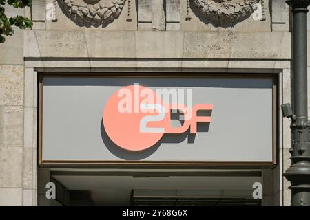 Zollernhof, Zweites Deutsches Fernsehen, ZDF, Hauptstadtstudios sollen, Unter den Linden, Mitte, Berlin, Deutschland Stockfoto