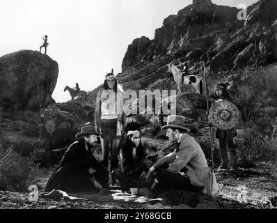 Porter Hall, Frank Hill, Warren William, am Set des Western-Films „Arizona“, Columbia Pictures, 1940 Stockfoto