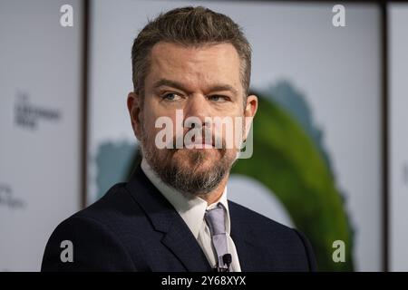 New York, USA. September 2024. Schauspieler Matt Damon, Mitbegründer von Water.org, sitzt auf einer Podiumsdiskussion, als Mike Bloomberg am 24. September 2024 den Earthshot Innovation Summit im Plaza Hotel in New York, NY, ausrichtet. (Foto: Laura Brett/SIPA USA) Credit: SIPA USA/Alamy Live News Stockfoto