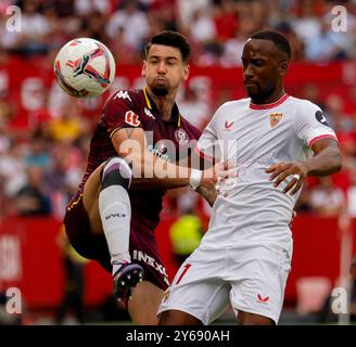 Spanisch La Liga EA Sports Fußball Spiel Sevilla gegen Valladolid im Sanchez Pizjuan Stadion in Sevilla, Spanien. September 2024. JORNADA 7 LIGA 1ª DIVISION ESTADIO SANCHEZ PIZJUAN SEVILLA FC - REAL VALLADOLID 900/Cordon PRESS Credit: CORDON PRESS/Alamy Live News Stockfoto