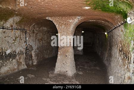 Derinkuyu Underground City in Nevsehir, Türkei. Stockfoto