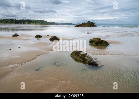 Plage de Saint-Pabu in der Bretagne, Frankreich Stockfoto