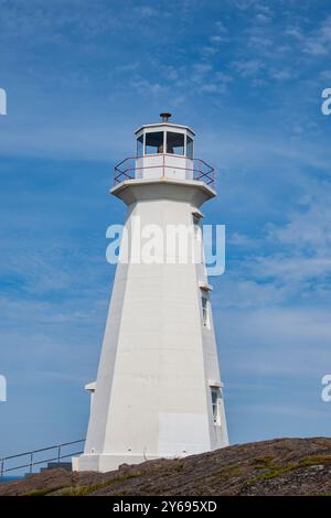 Moderner Leuchtturm am Cape Spear Lighthouse National Historic Site in St. John's, Neufundland & Labrador, Kanada Stockfoto