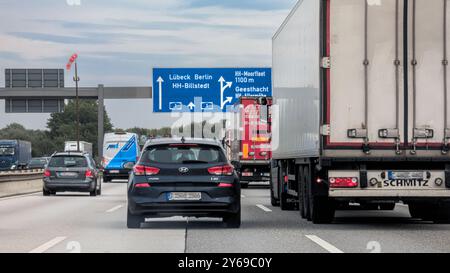 Hamburg, Deutschland. September 2024. Blick auf die Norderelbbrücke in Richtung Lübeck. Quelle: Markus Scholz/dpa/Alamy Live News Stockfoto