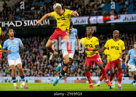 Manchester am Dienstag, den 24. September 2024. Ryan Porteous #5 von Watford F.C. in Aktion beim Spiel der dritten Runde des Carabao Cups zwischen Manchester City und Watford im Etihad Stadium, Manchester am Dienstag, den 24. September 2024. (Foto: Mike Morese | MI News) Credit: MI News & Sport /Alamy Live News Stockfoto