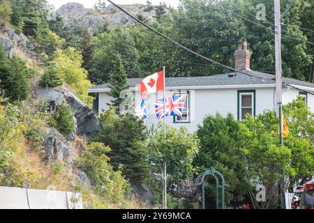 Flaggen auf der Main Road in Port de Grave, Neufundland und Labrador, Kanada Stockfoto