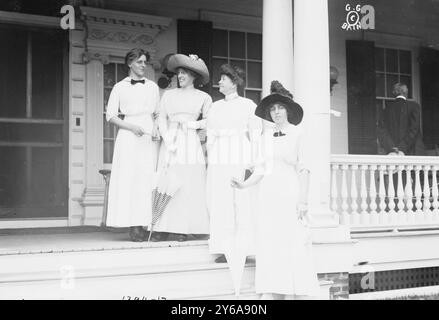 Jessie Wilson, Margaret Wilson, Mrs. Woodrow Wilson, Eleanor Randolph Wilson, Glasnegative, 1 negativ: Glas; 5 x 7 Zoll Oder kleiner. Stockfoto